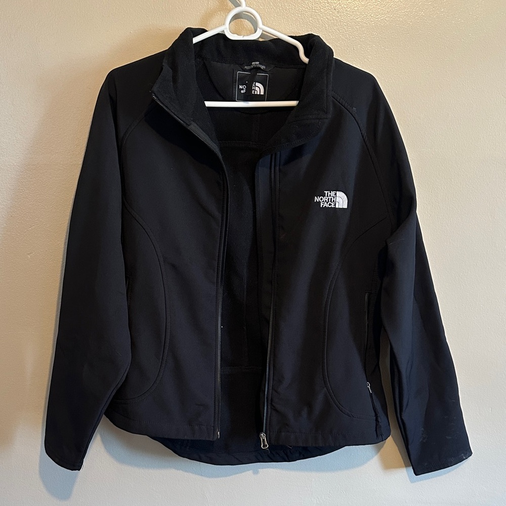 The North Face Women's Classic Black Jacket
